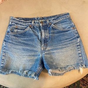 Women’s Levi Jean Shorts